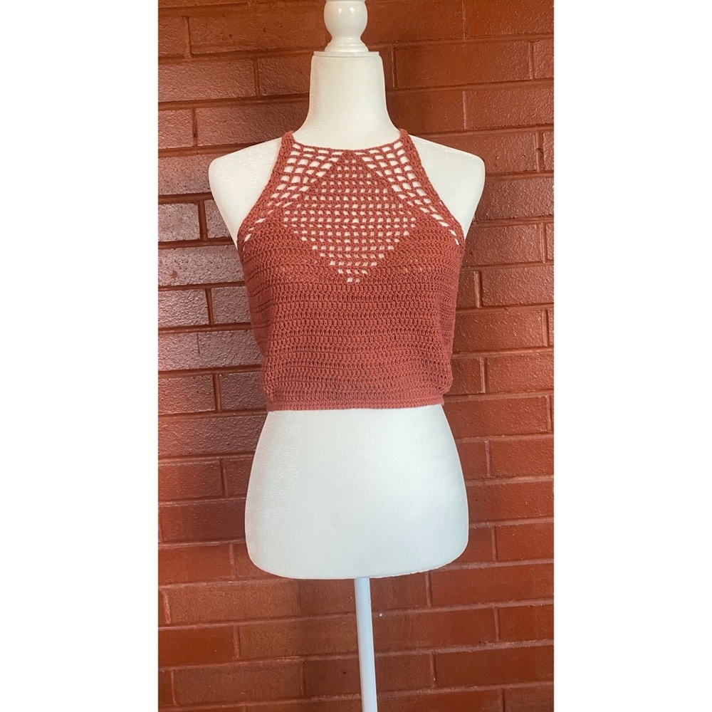 Forever 21 Crochet Crop Top Size Medium